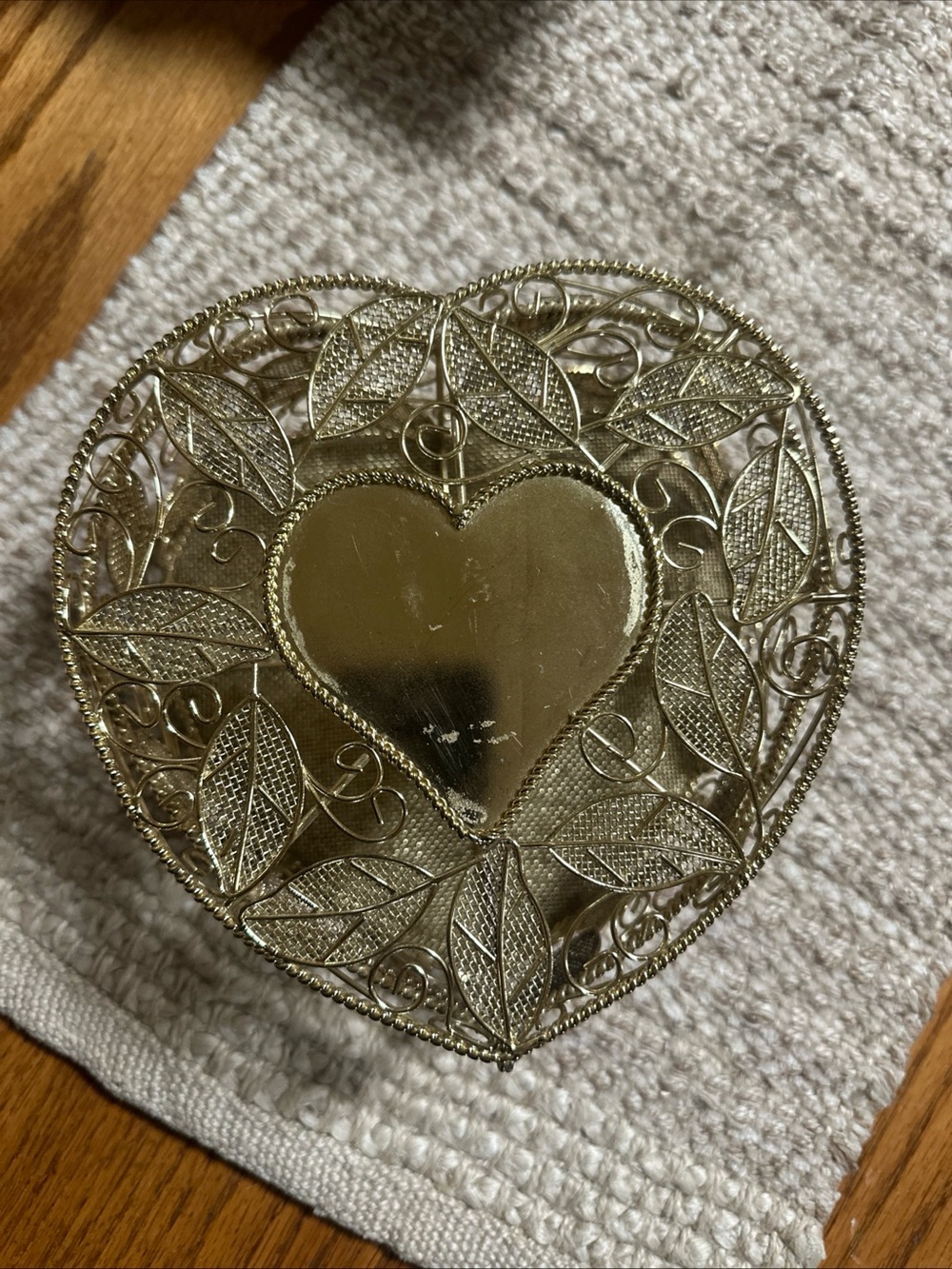 Gold Heart Filigree Trinket Dish Jewelry Vanity Organizer